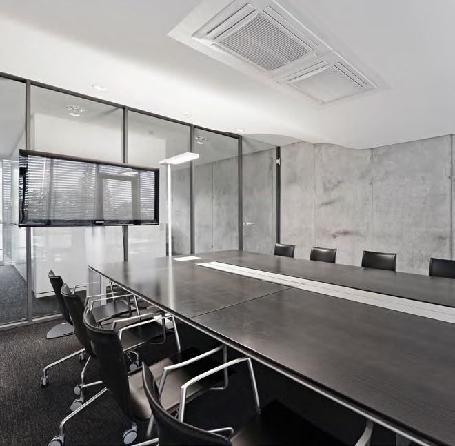 Signature 3 Center 8